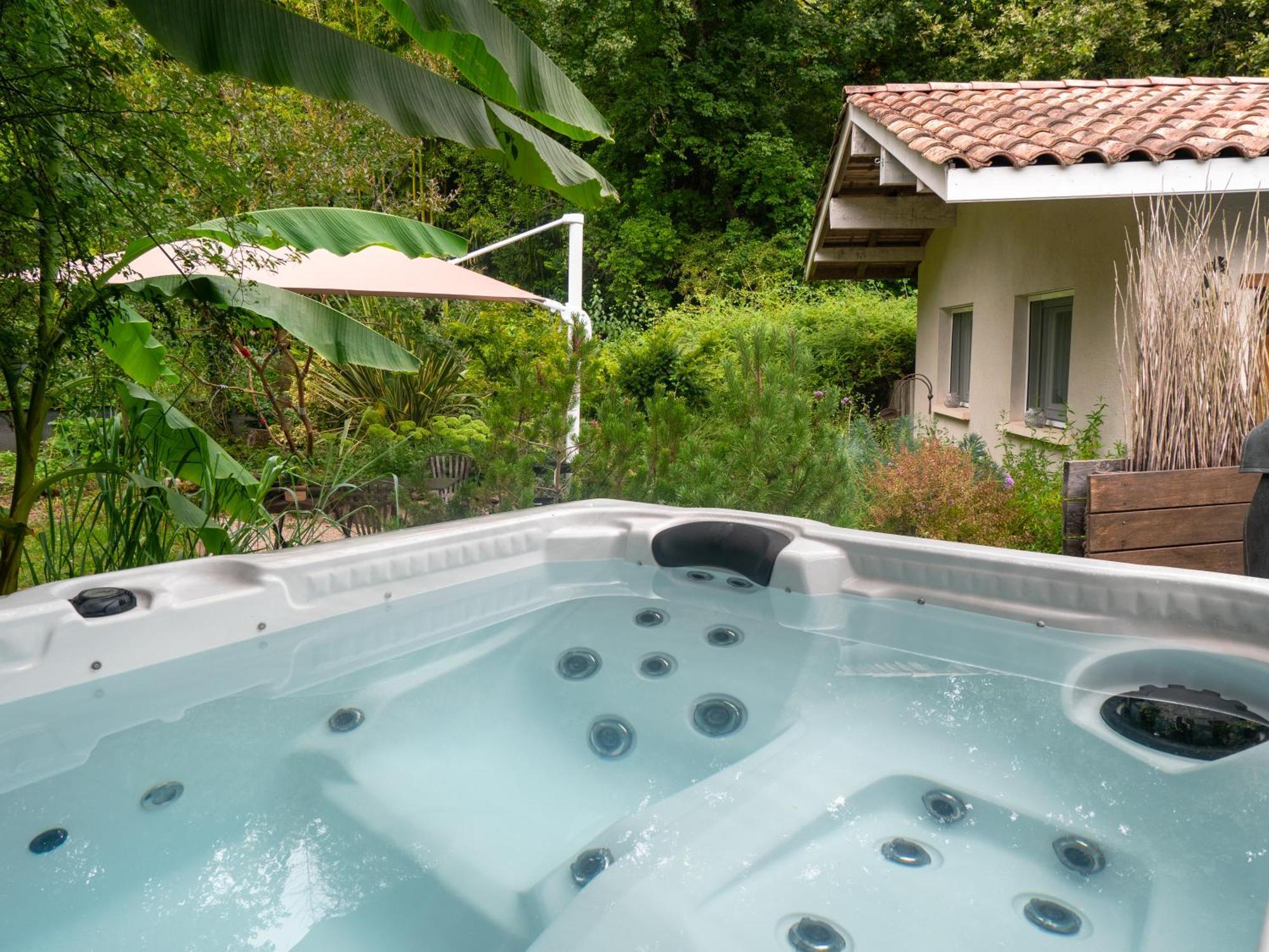 Nérac Chambre D'Hotes Au Calme Avec Spa מראה חיצוני תמונה